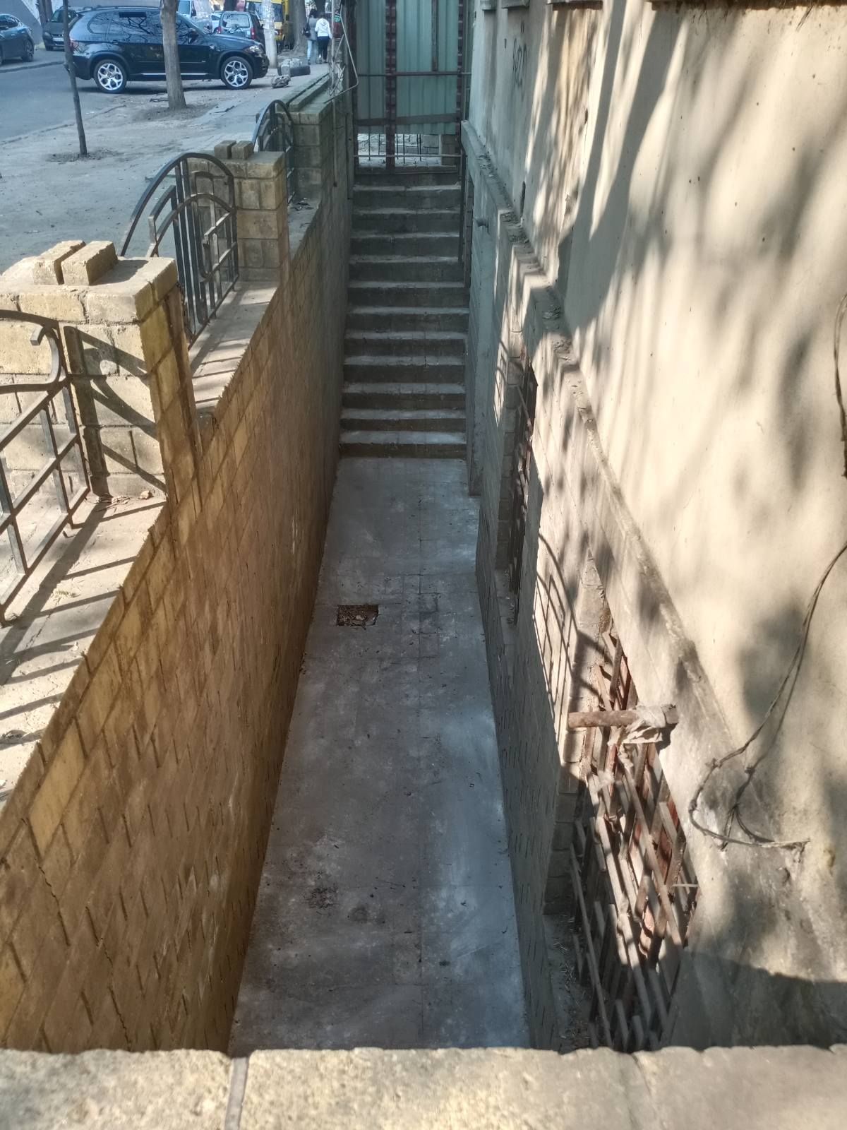Цокольное помещение под коммерцию на Большой Арнаутской