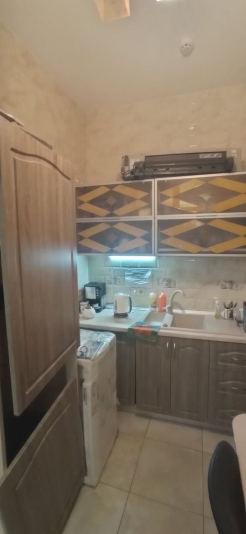 For Sale! Urgent! Commercial space for business with a full basement of 87 meters