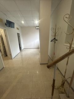 Приміщення на Масив Райдужний Небесної Сотні вул