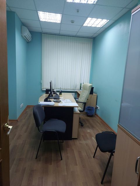Комерційне приміщення на Академічній вул.