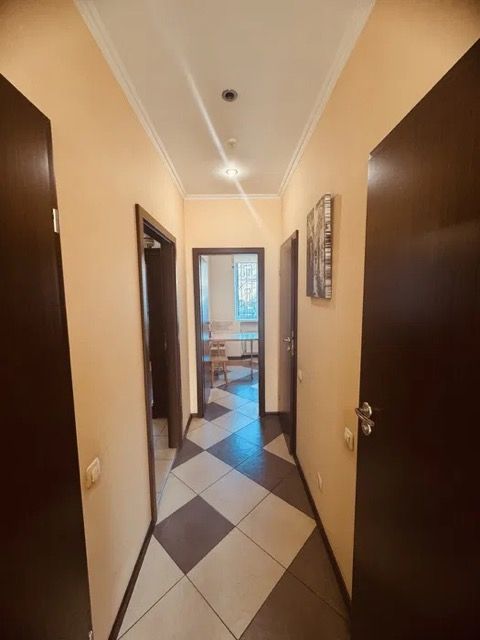The property is located on Staroportofrankivska Street.