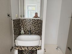 Фасадне приміщення на Італійській вулиці.