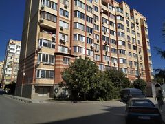 Продається комерційне приміщення на Ак.Заболотного вул.