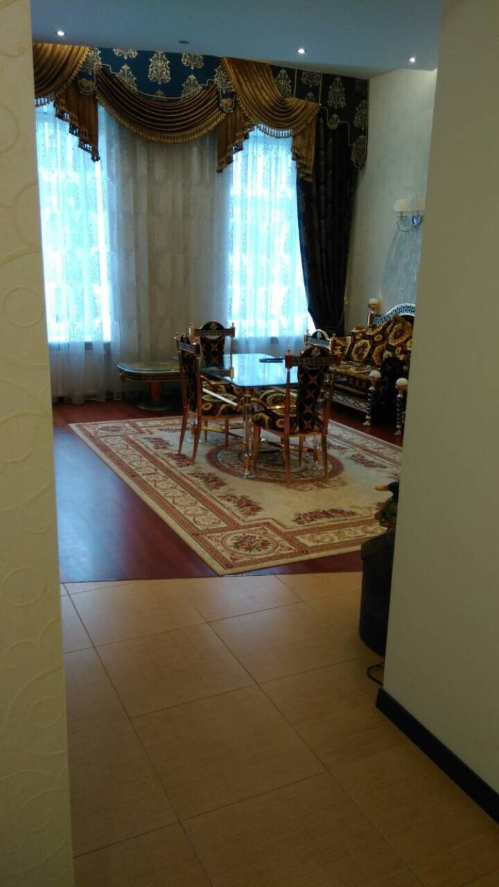 Квартира на Екатериниская ул