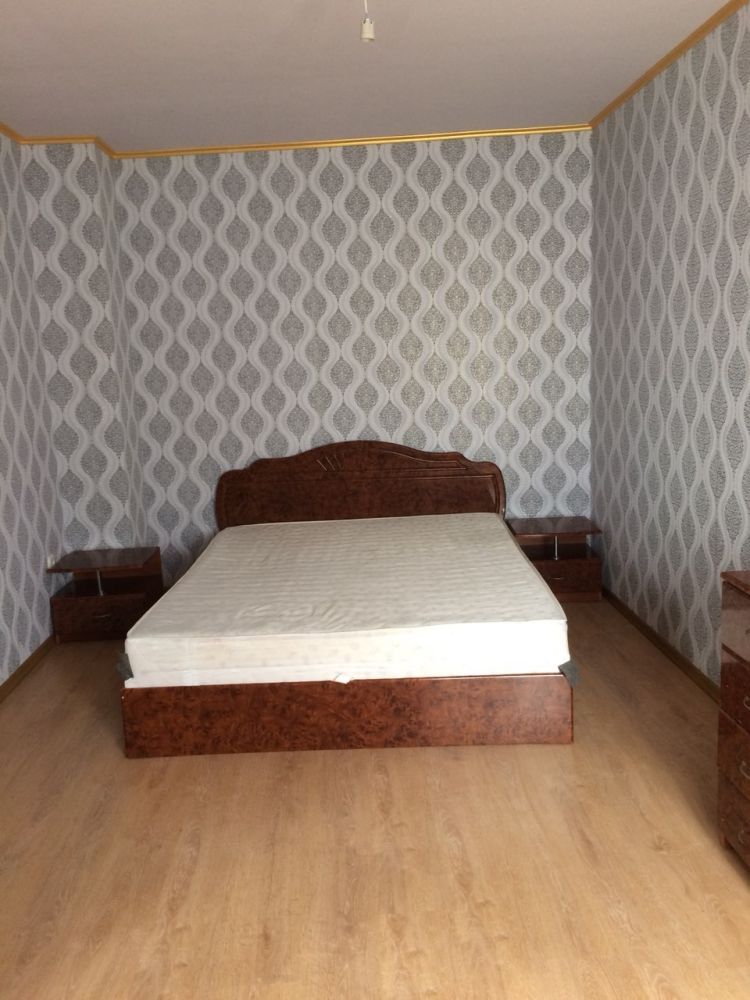 Квартира на Дністровська вул.