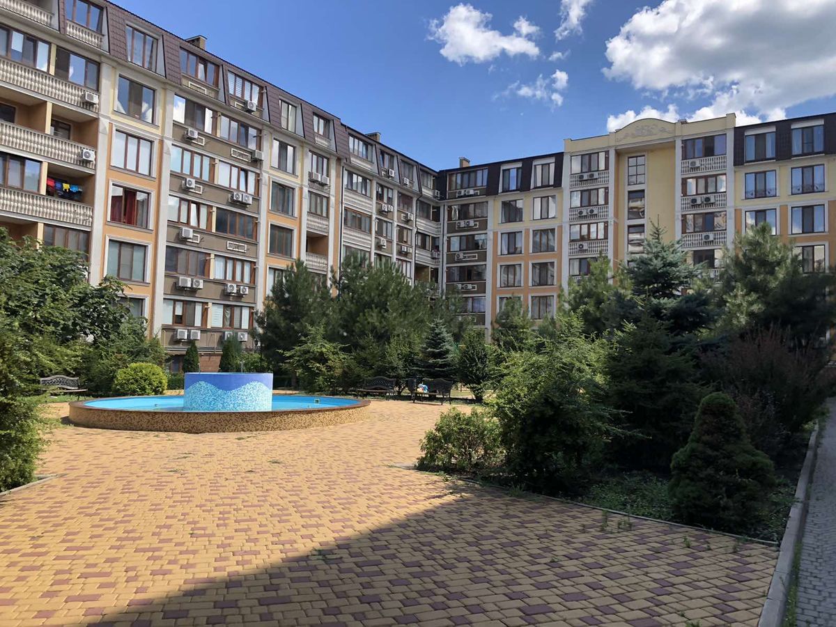 Квартира на Добровольців вул.