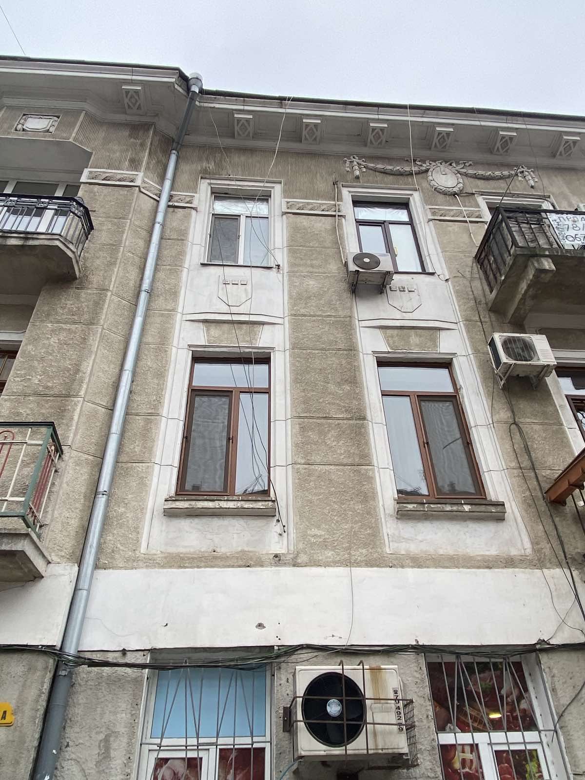 Квартира на Базарна вул.