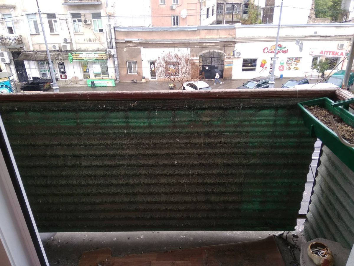 Квартира на Базарна вул.