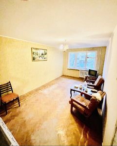 Квартира на проспекті Небесної Сотні
