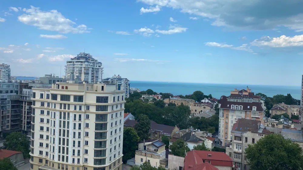 Пентхаус с видом на МОРЕ и ТЕРРАСОЙ 100 метров!