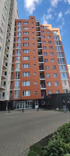 Квартира на Героев Оборони Одеси вул.