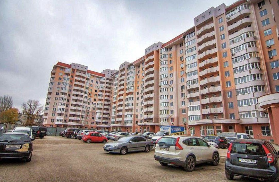 Квартира на Маршала Малиновського вул.
