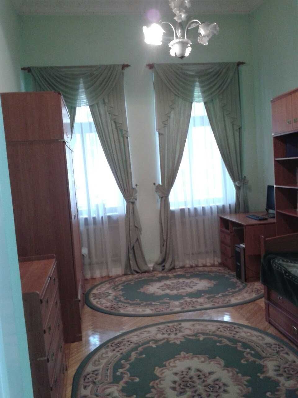 Квартира на Змієнка В. (Дворянська) вул.