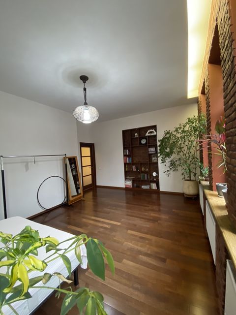 Apartment on Genuezskaya Street.