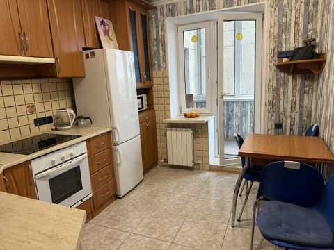 Продам 2-х к квартиру 62 метра Колонтаевская