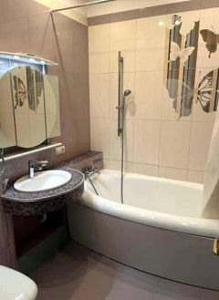 Квартиа на Літературній вул.