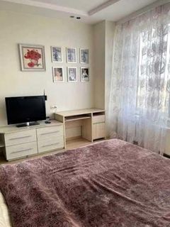 Квартиа на Літературній вул.