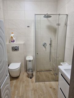 Квартира на Зоопарковая вул.