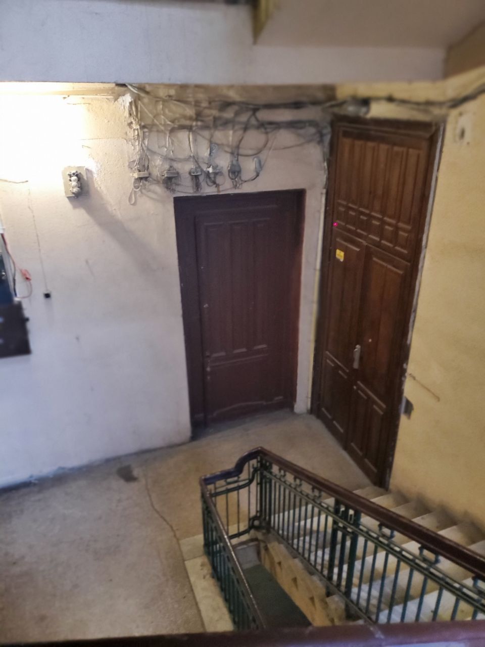 Apartment on Troitska Street