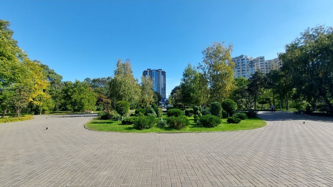 Квартира на Зоопаіркова вул.