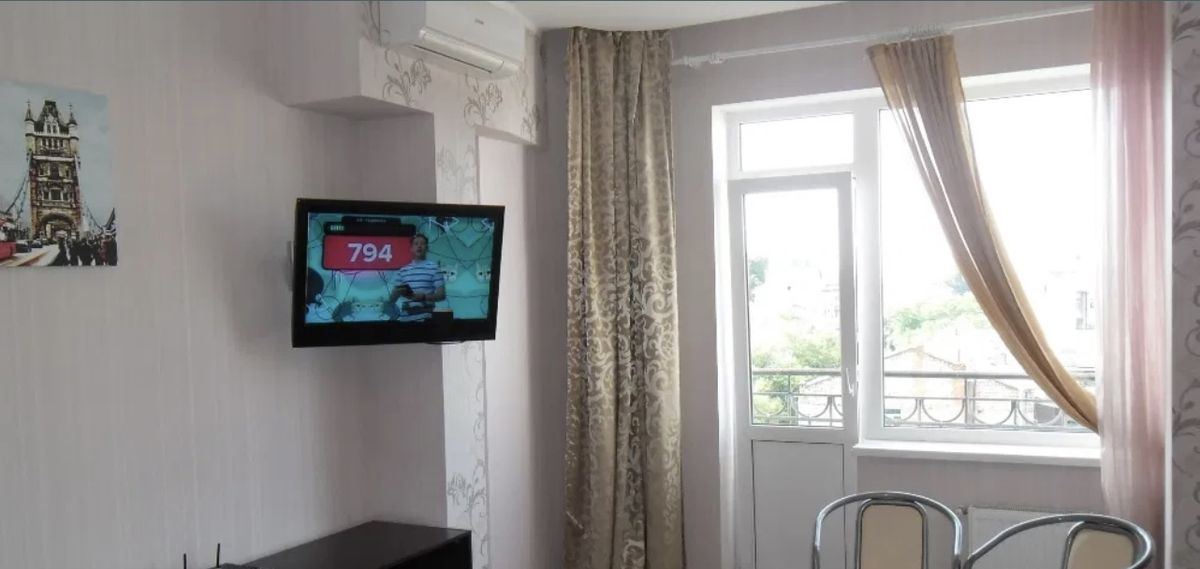Apartment on Panteleymonivska St.