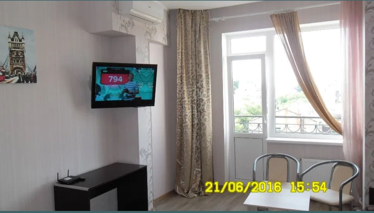 Apartment on Panteleymonivska St.