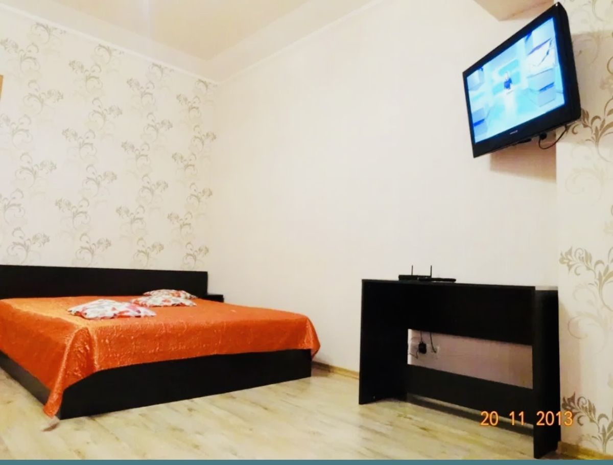 Apartment on Panteleymonivska St.