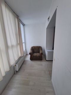 OSTROVA: Spacious two-bedroom apartment (candle-shaped)