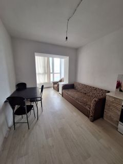 OSTROVA: Spacious two-bedroom apartment (candle-shaped)