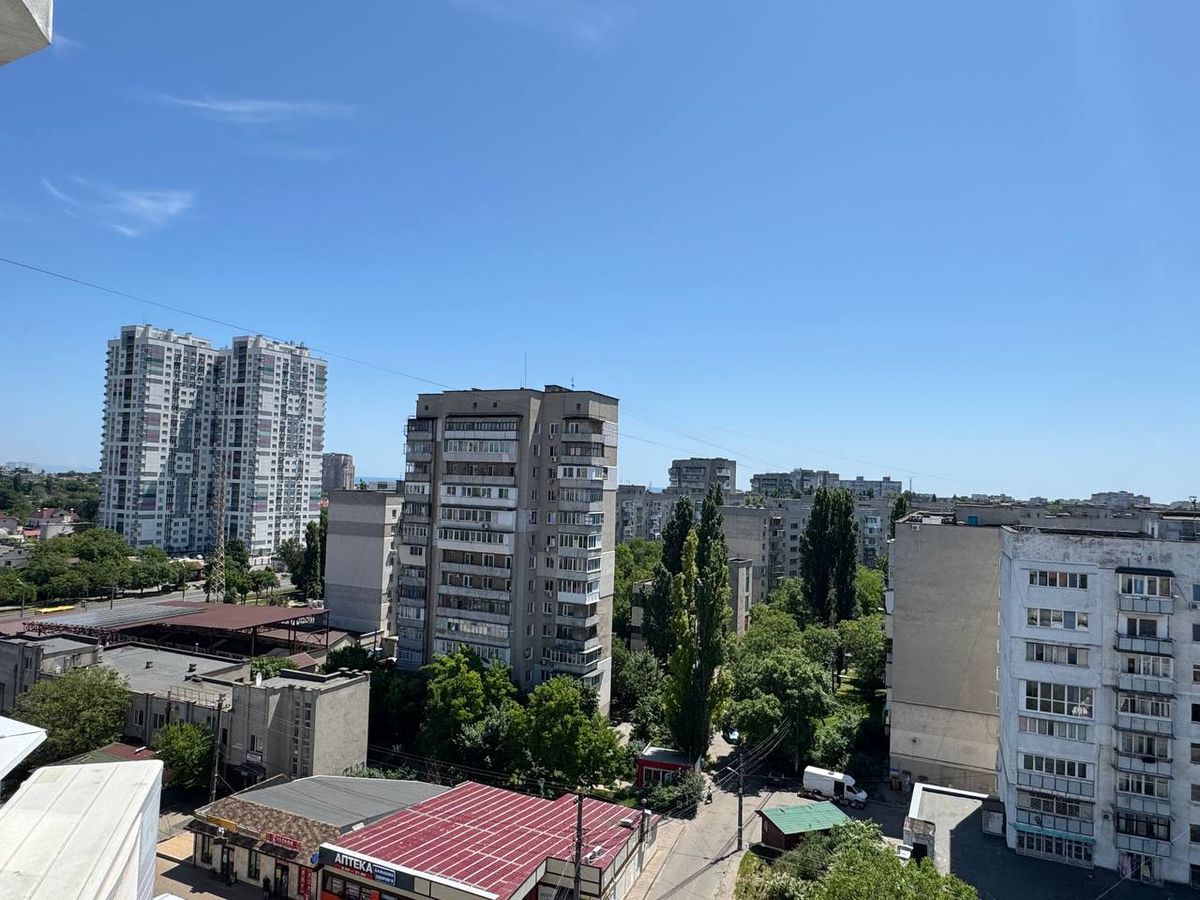 Квартира на Левітана вул.