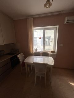 Apartment on Lazareva St.