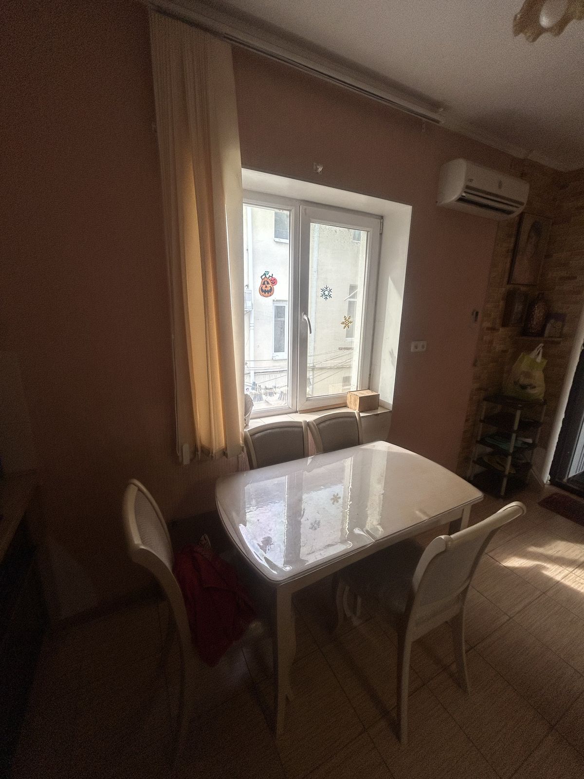 Apartment on Lazareva St.