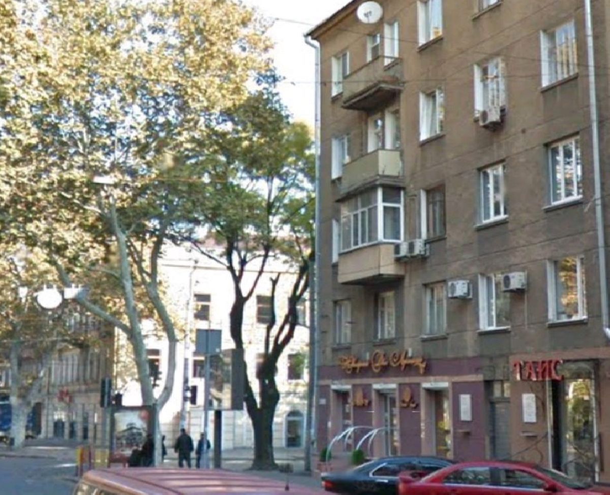 Apartment on Richelievska Street