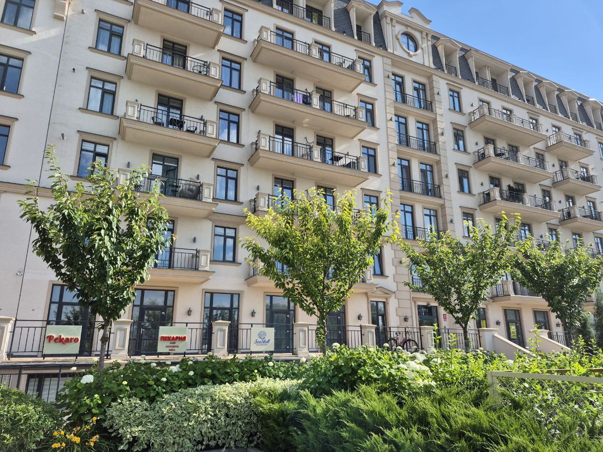 2к. квартира на Травнева вул.