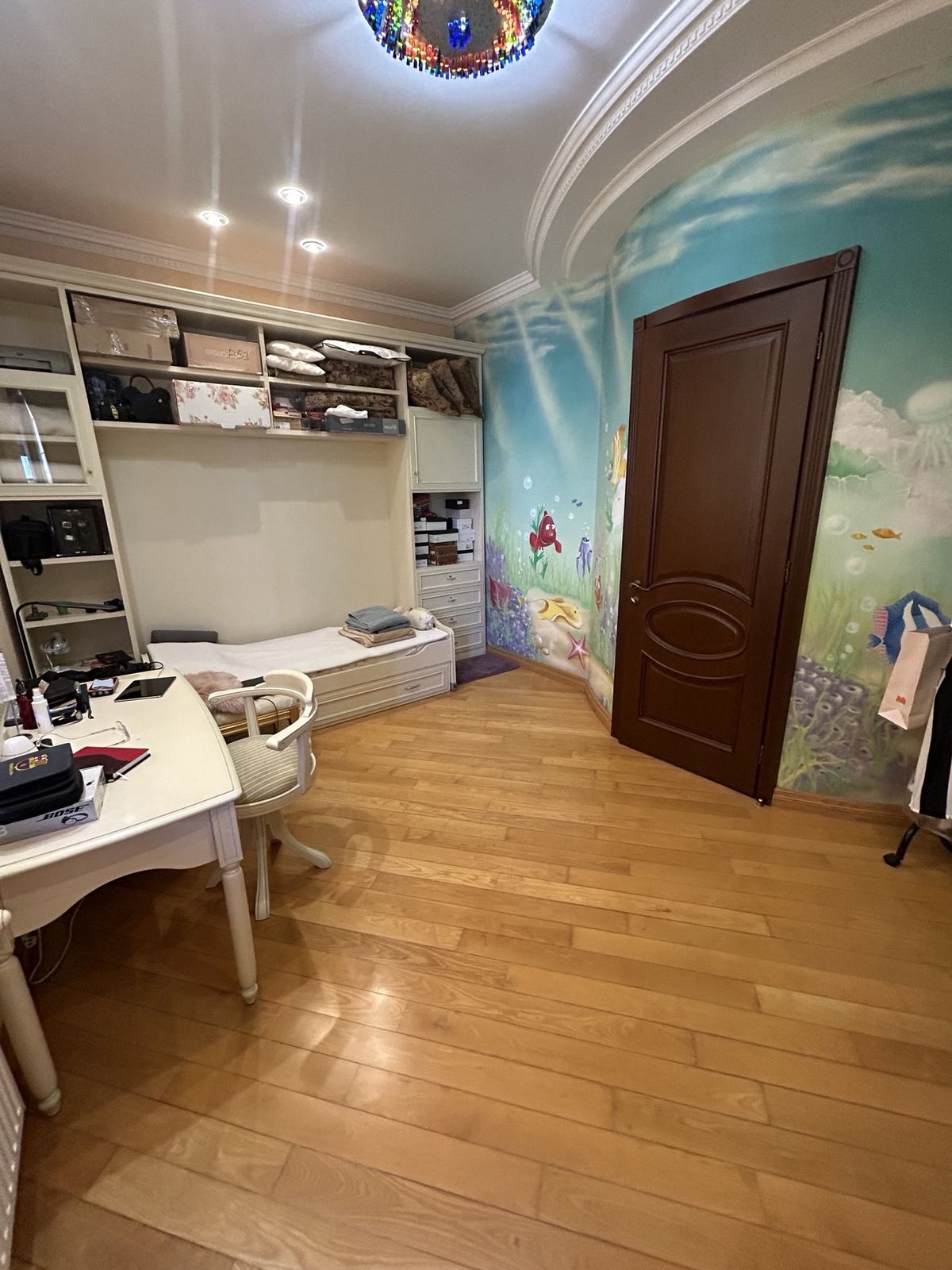 Apartment on Pedagogichnyi Lane