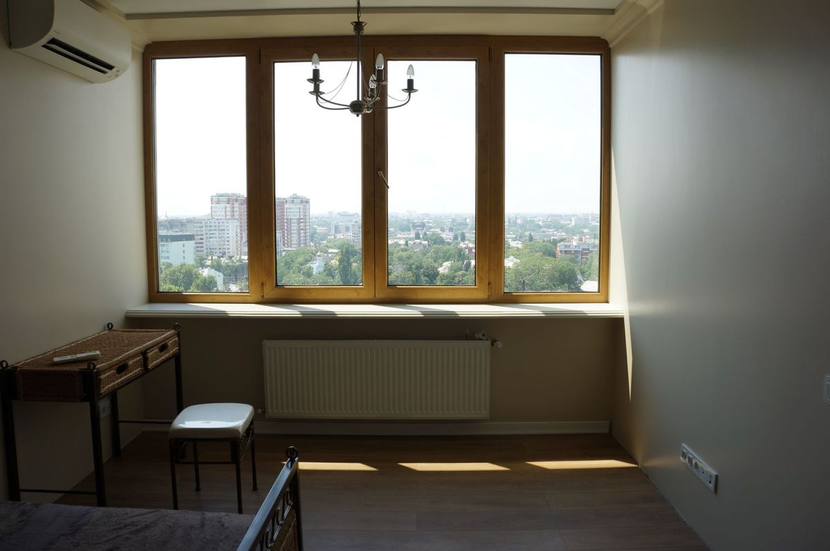 Apartment on Observatornyi Lane.