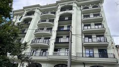 Квартира на Гімназичній вул.