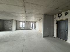 Apartment on Fontanska Road