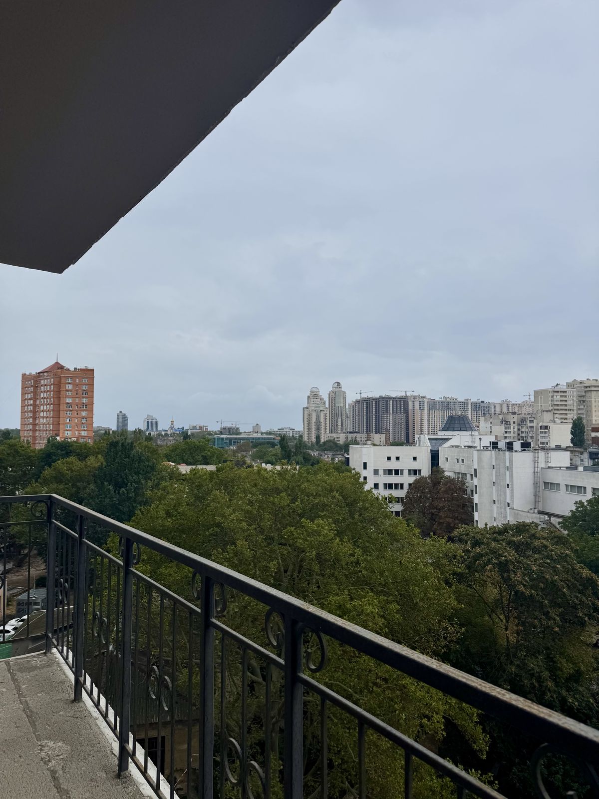 Apartment on Fontanska Road