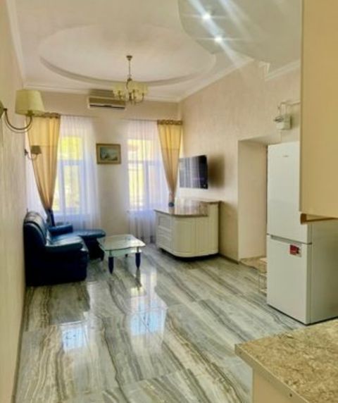 Apartment on Italianska (Pushkinska) Street