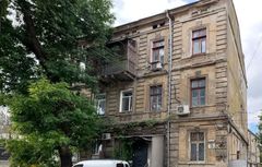 Apartment on Balkivska Street
