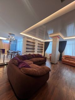 Квартира на Французском Бульваре