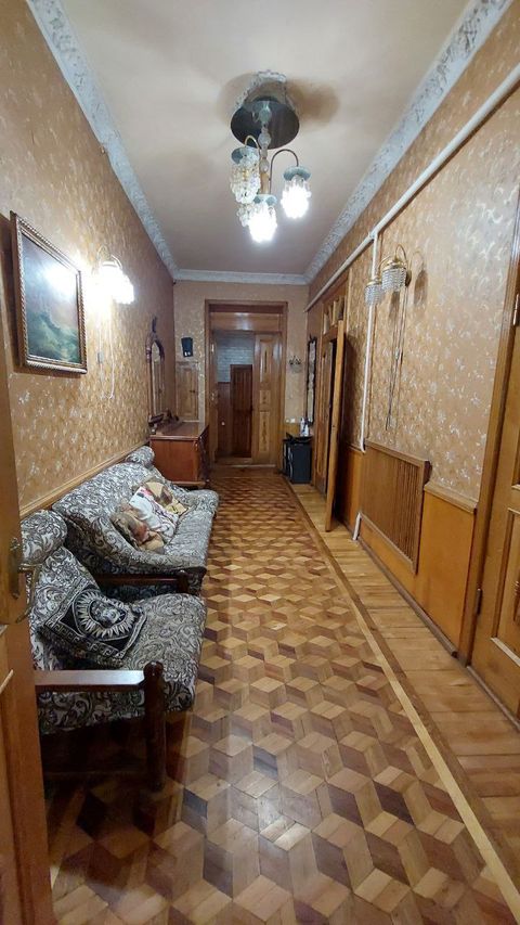 Квартира на Кутузакія вул.