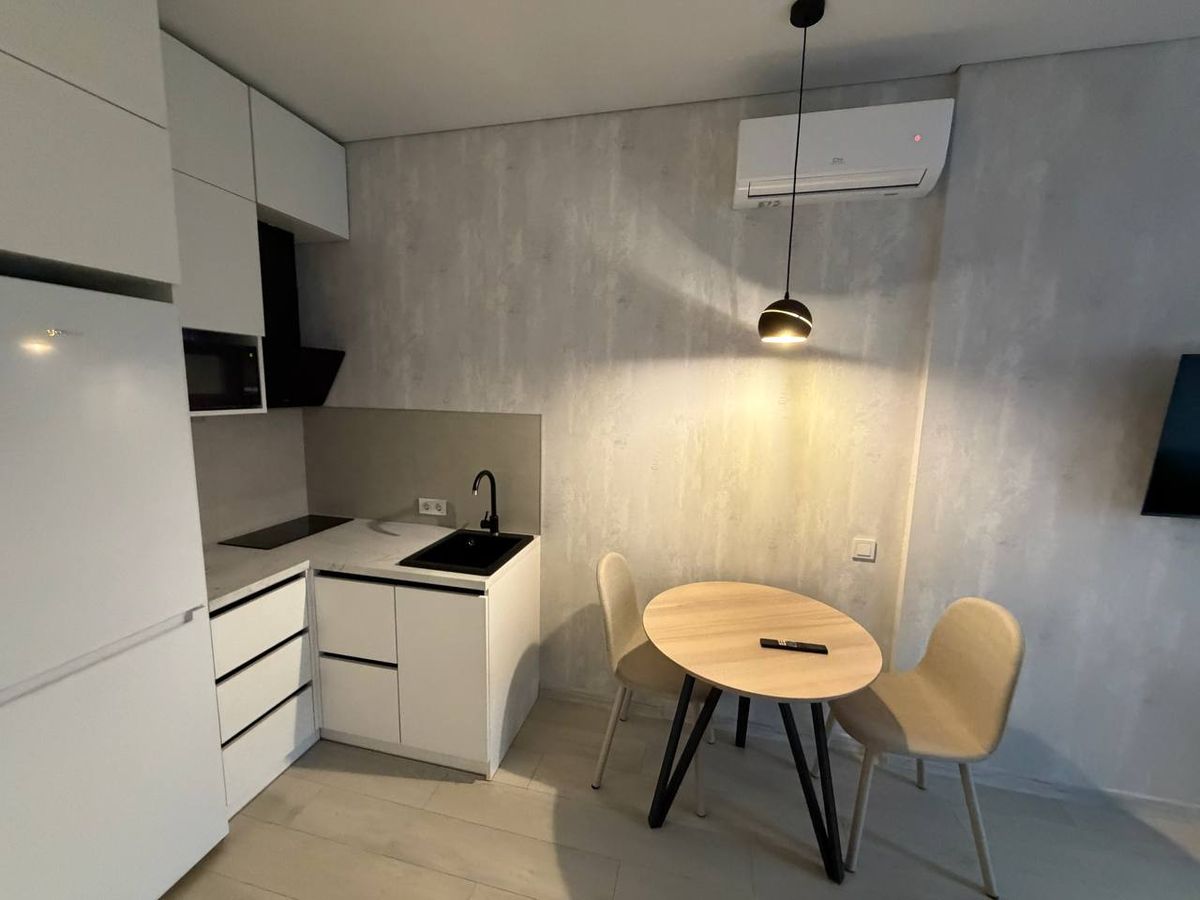 Apartment in the Rodos residential complex, Genuezka St.