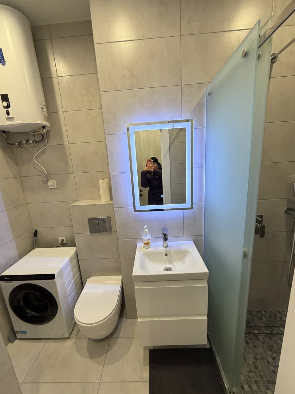 Apartment in the Rodos residential complex, Genuezka St.