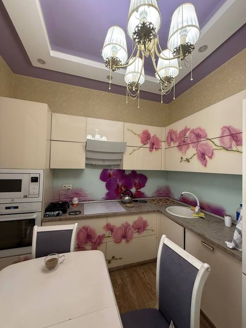 Apartment on Perlynna St.
