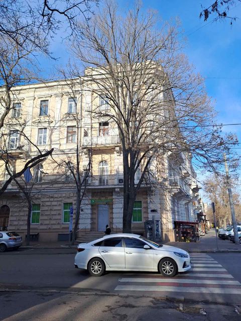 Apartment on Zmiyenka St.