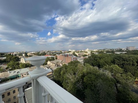 Пентхаус на пров. Успенський вул