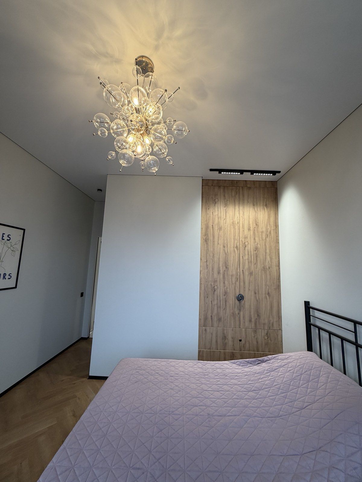 3-room apartment in the Elegy Park residential complex, with a view.
