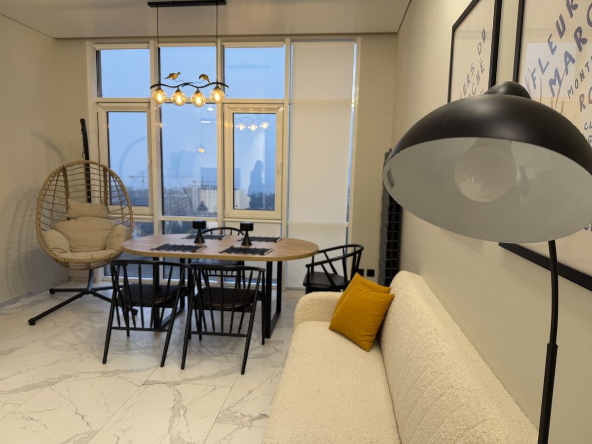 3-room apartment in the Elegy Park residential complex, with a view.